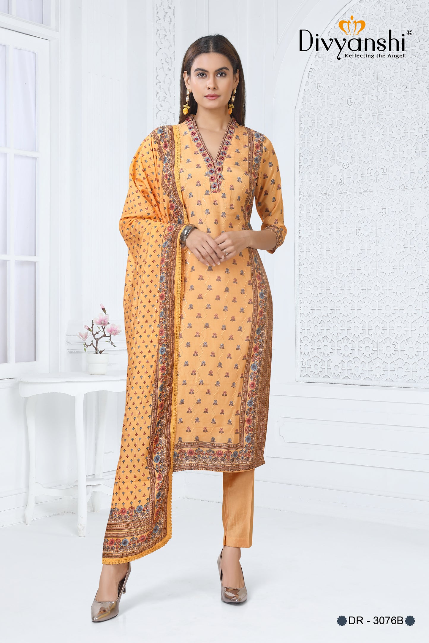Designer Straight Fit Kurti with V neck styling paired with matching pant and dupatta (DR3076B-SET)