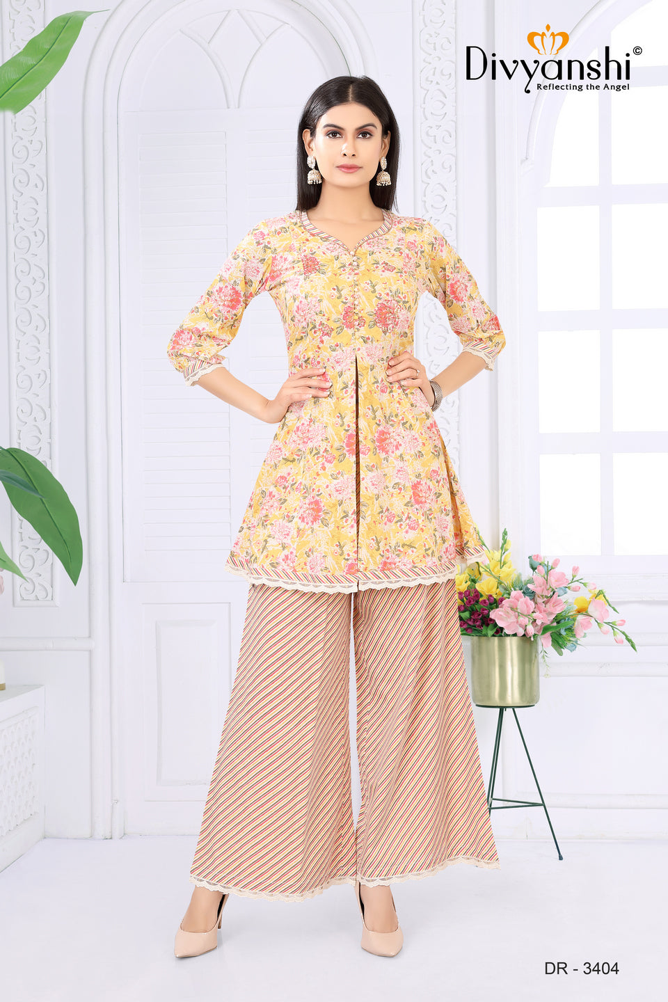 Designer Short Top with Straight Fit pant and matching dupatta (DR3404)
