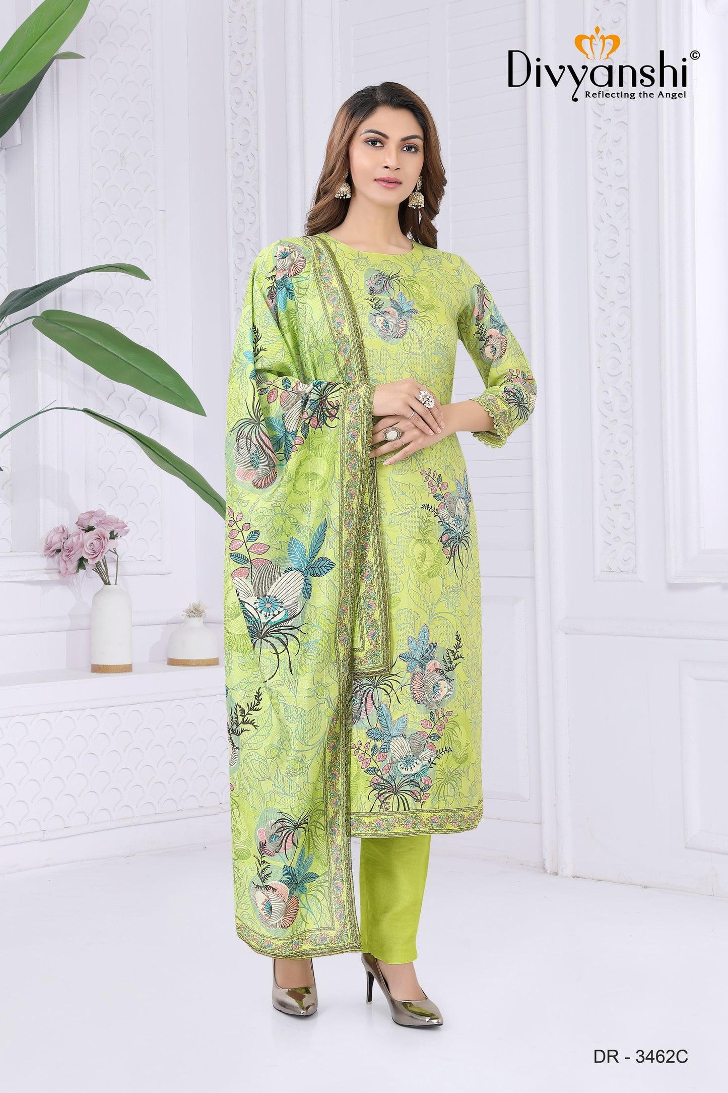 Elegant Floral Print Straight Fit Kurti with matching pant and Dupatta (DR3462C)