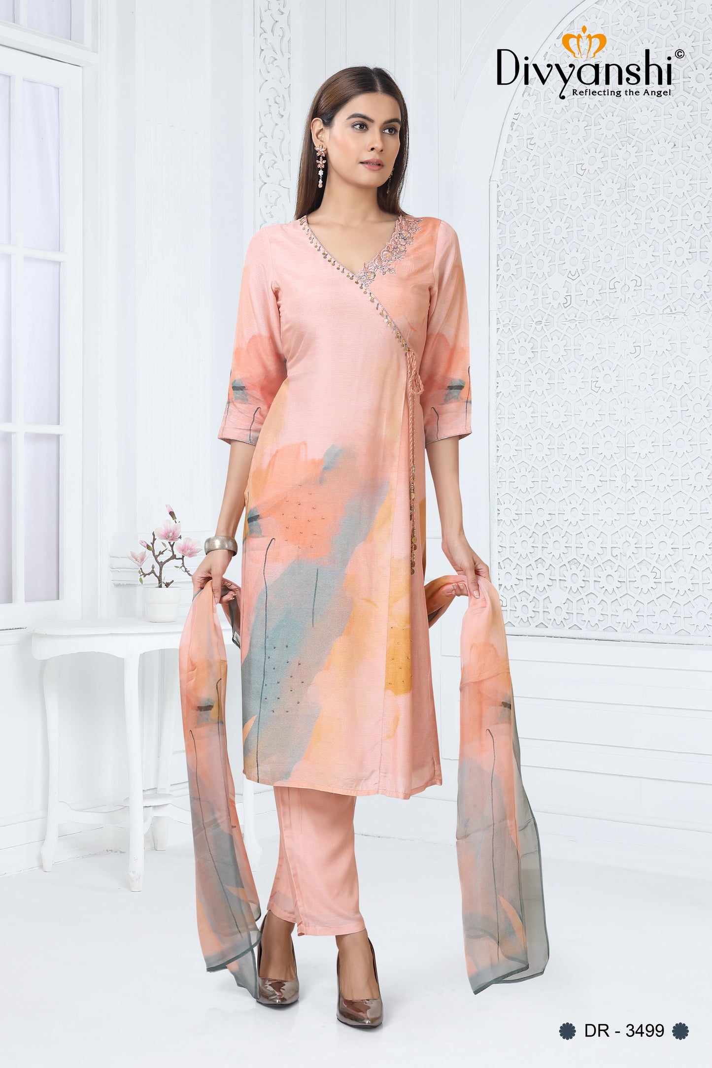 Pastel Shade Designer Kurti in Tie-Dye Finish Made from High Quality Fabrics With Matching Pant and Dupatta (DR3499)