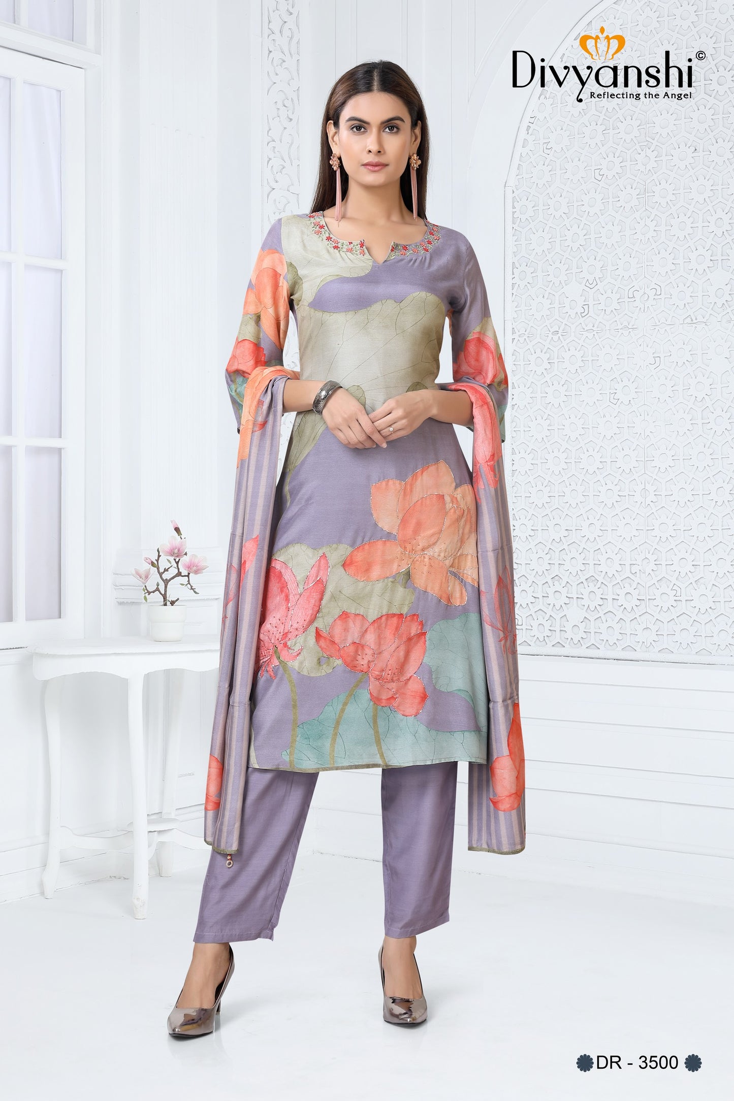 Straight Fit Designer Kurti in natural Crape Fabric to Feel Rich and Comfort comes along with matching Pant and Dupatta (DR3500)