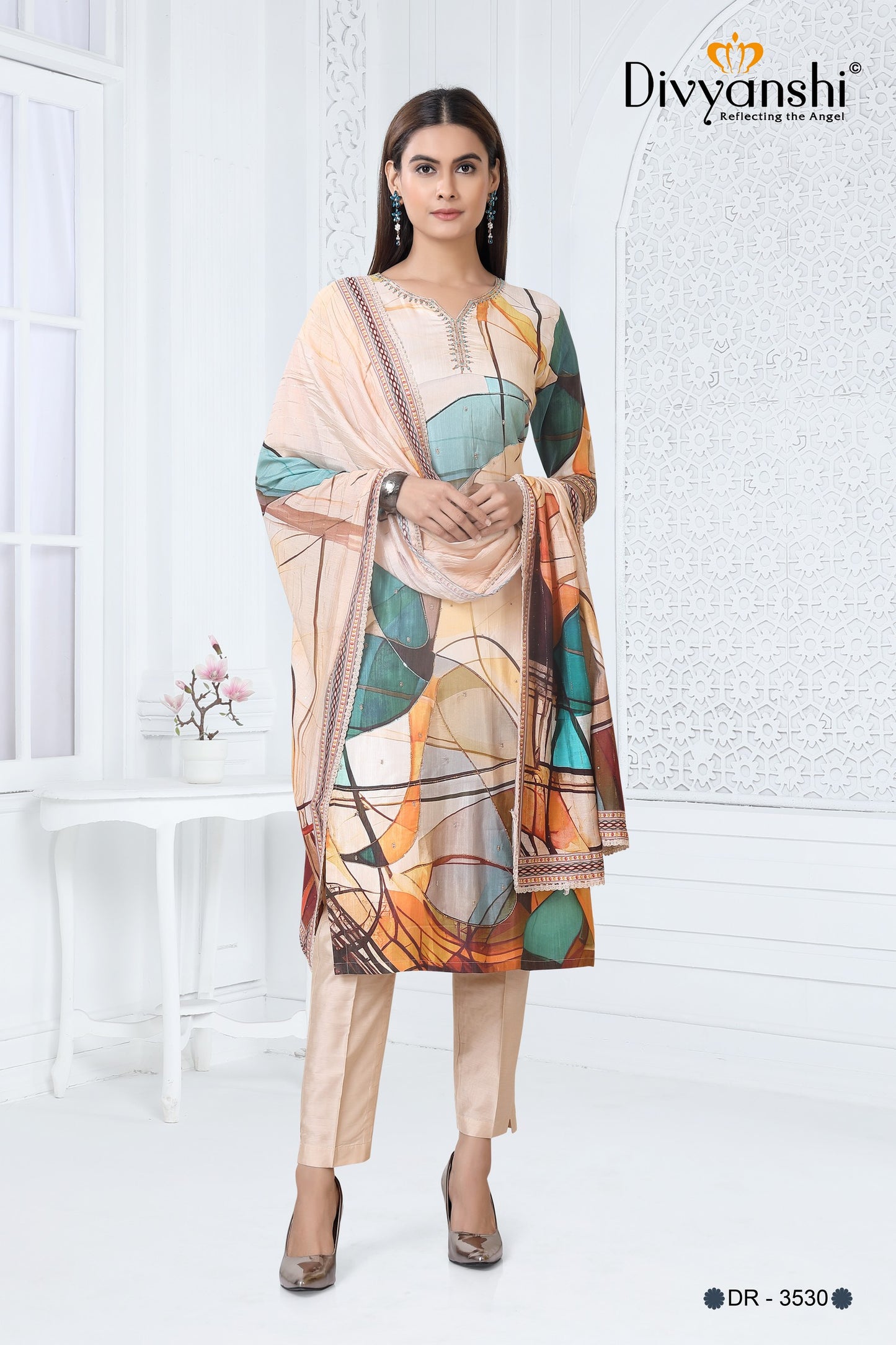 Premium 3 Pcs Designer SET in Stylist Geometry Print Concept (DR3530)