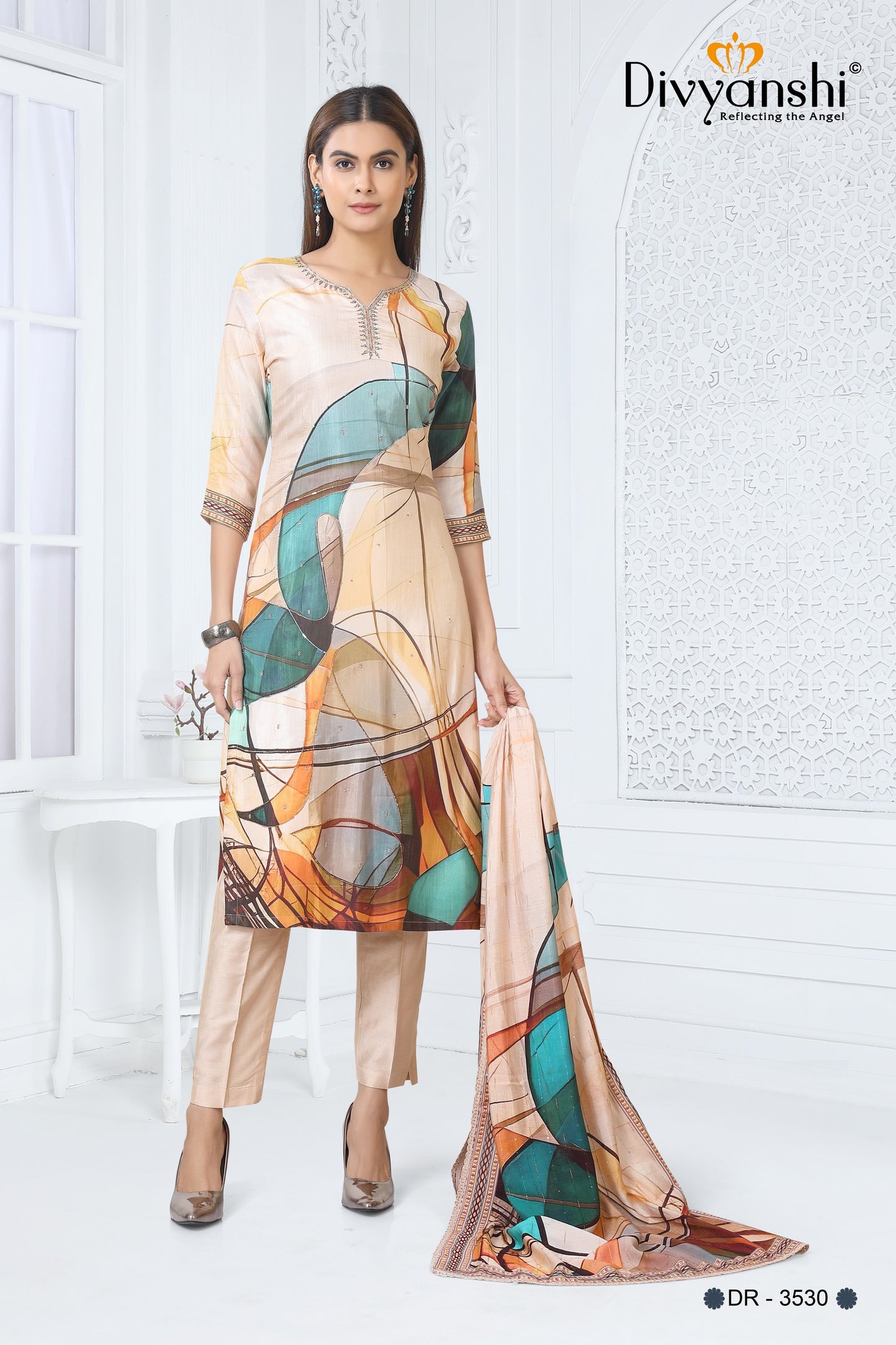 Premium 3 Pcs Designer SET in Stylist Geometry Print Concept (DR3530)
