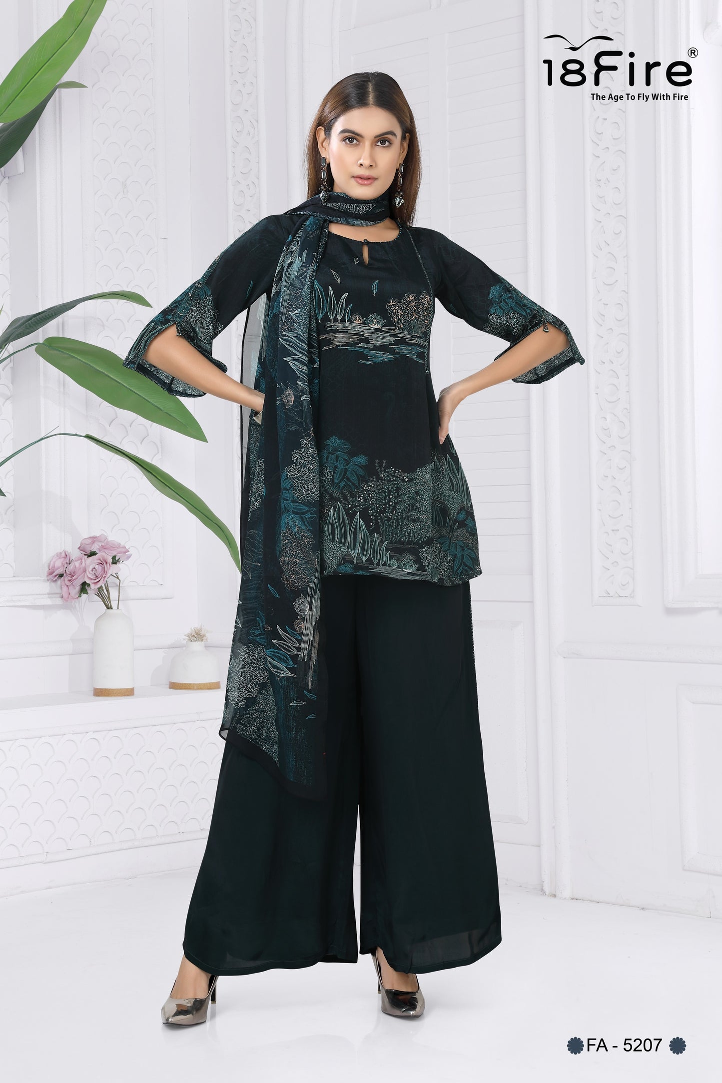 Elegance 3 Pcs suit made from natural crepe fabrics in nature inspired Print based on black and teal theme (FA5207)