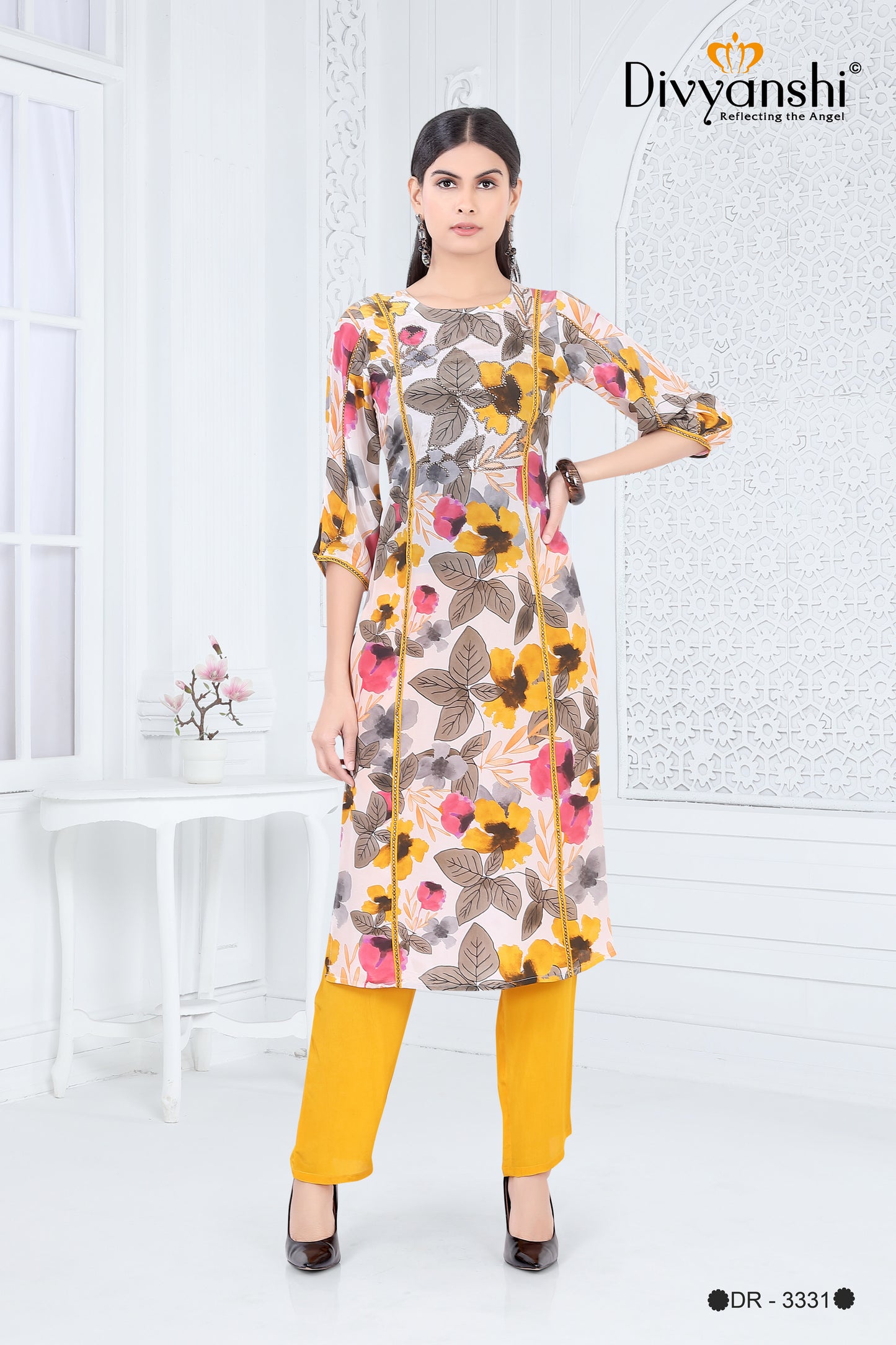 Regular Fit Floral Print 2 Pcs Kurti Set (DR3331)