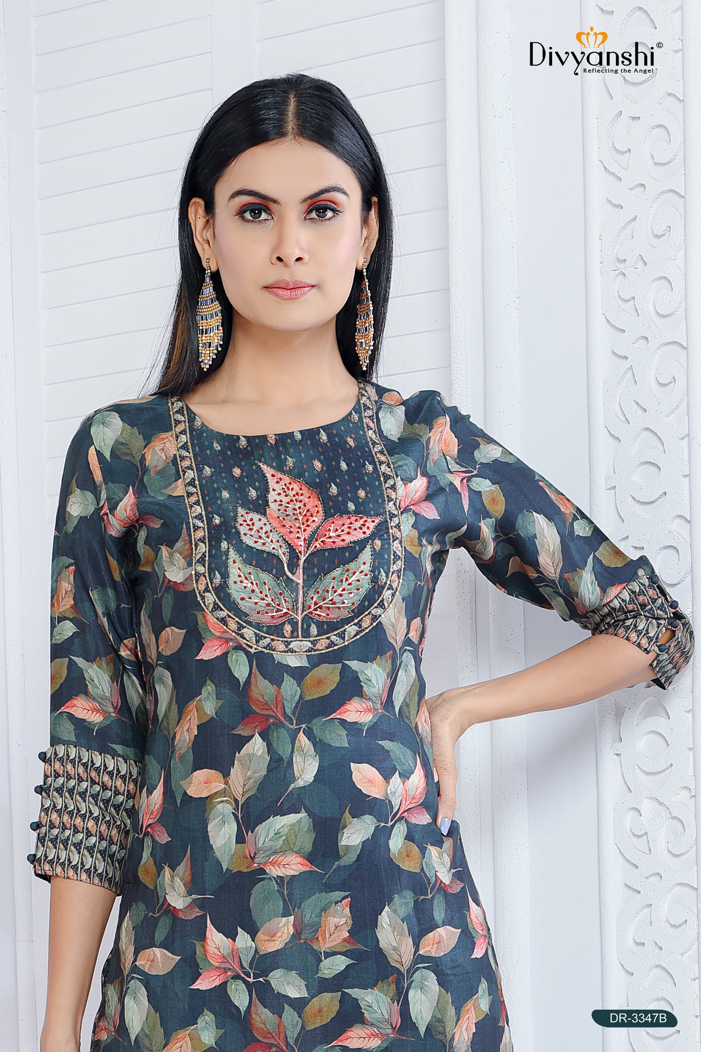 Floral Print Stright Fit Design Kurti with matching Duptta and Bottom (DR3347B)